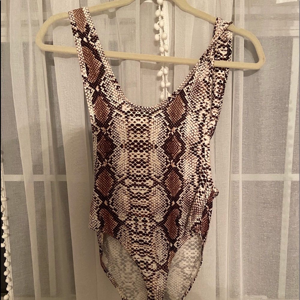 NASTY GAL NWT SNAKE BODY SUIT